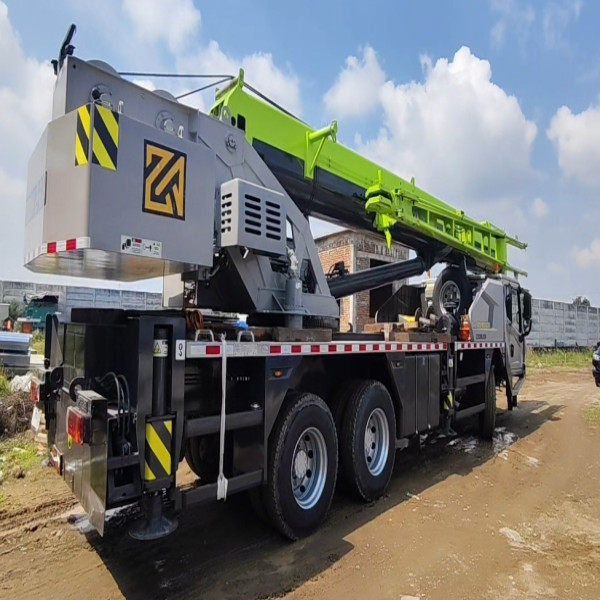 Sewa Mobil Crane Telescopic